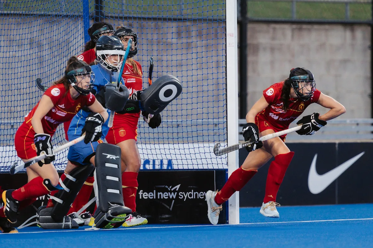 ESPAÑA CAE ANTE CHINA EN LOS ÚLTIMOS COMPASES DEL PARTIDO (2-3)