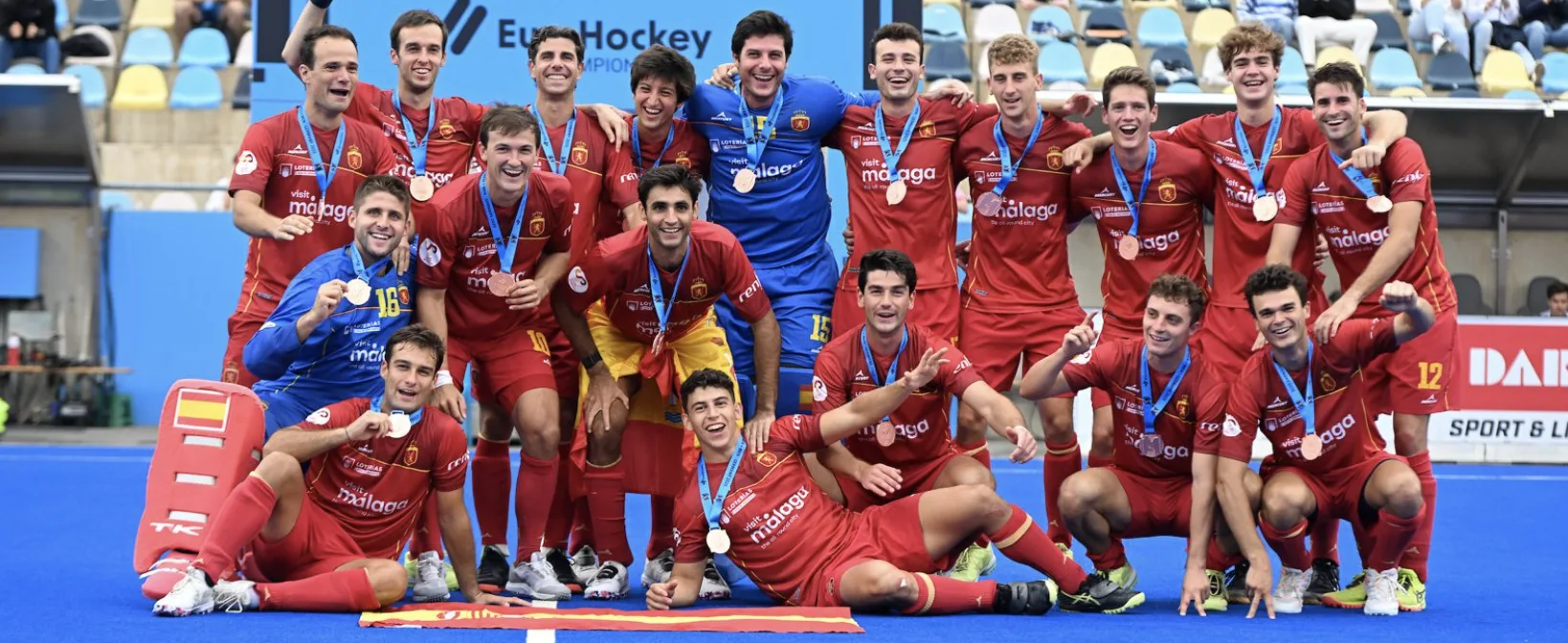 ¡BRONCE! BRILLANTE TERCERA POSICIÓN DE ESPAÑA M EN EL EUROHOCKEY 2025 TRAS DERROTAR A FRANCIA 2-0