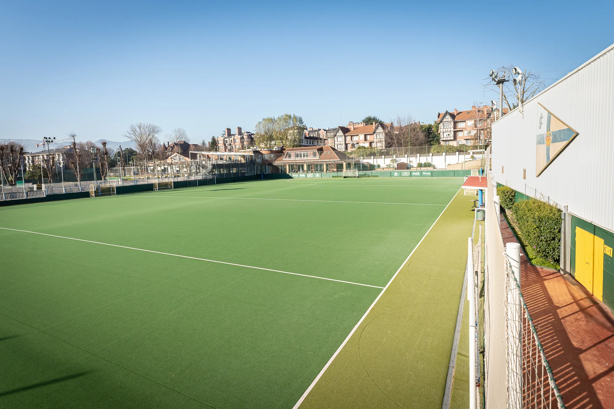 EL REAL CLUB JOLASETA DENOMINA SU CAMPO DE HOCKEY EN HONOR A D. JULIO SOLAUN GARTEIZ-GOJEASCOA
