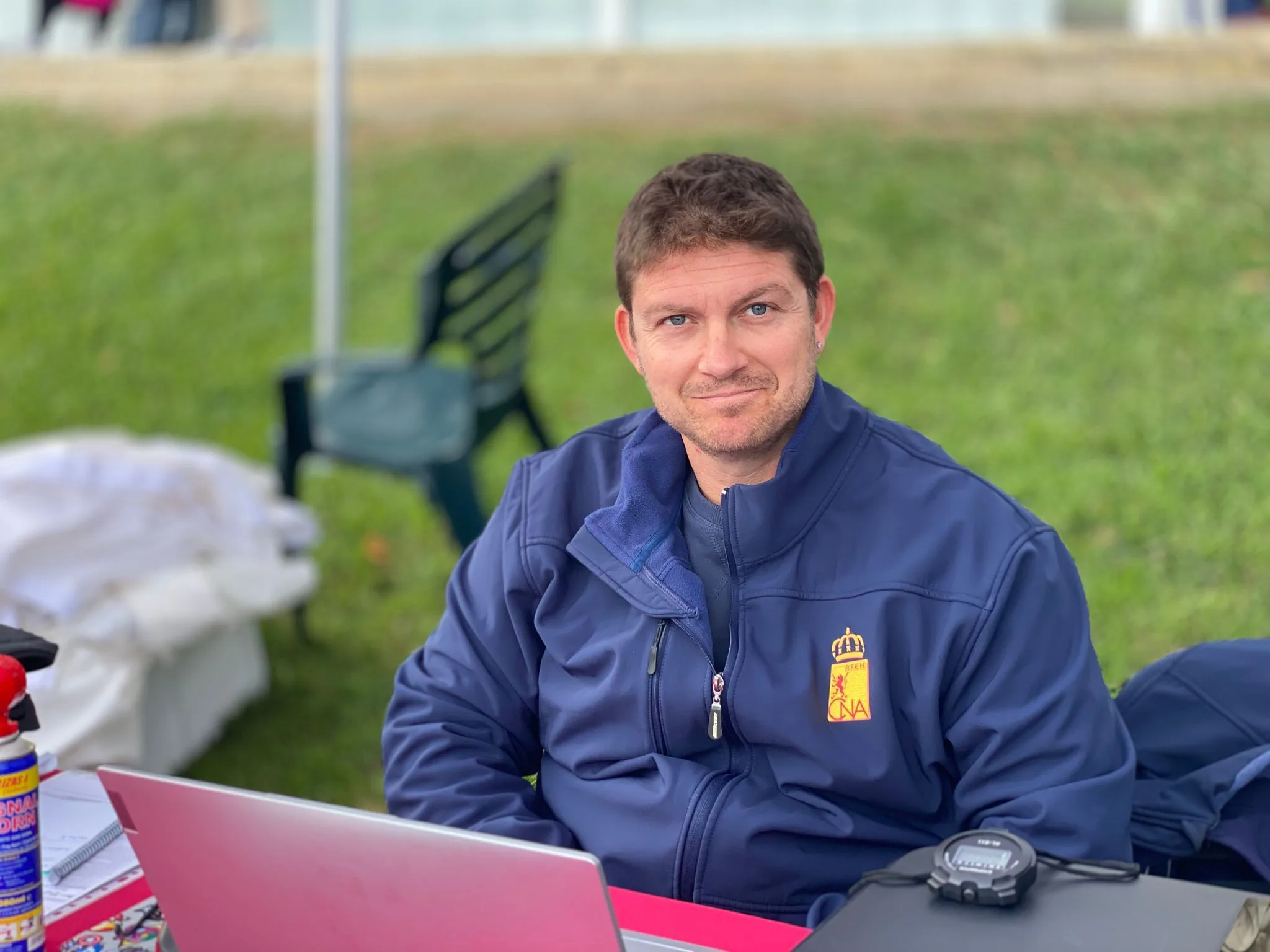 ENTREVISTA A RUBÉN DIAZ, JUEZ DE PARTIDO: “LA VIDA NO TERMINA HASTA QUE DEJAS DE RESPIRAR, HAY QUE TENER METAS Y MANTENER LA MENTE OCUPADA.”