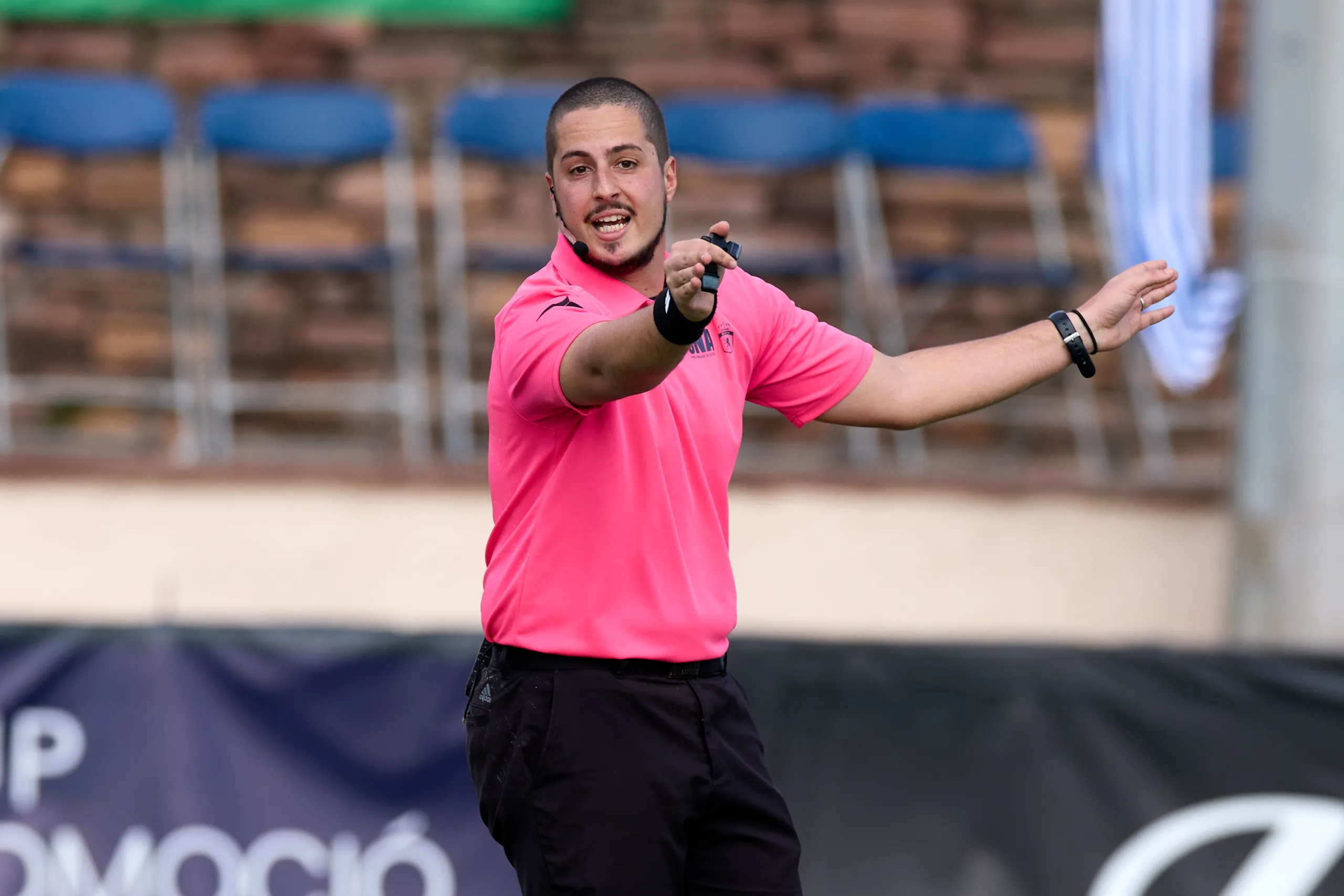 DESIGNACIONES EHF INDOOR Y FIH DEL COLECTIVO ARBITRAL Y DE OFICIALES DEL CNA